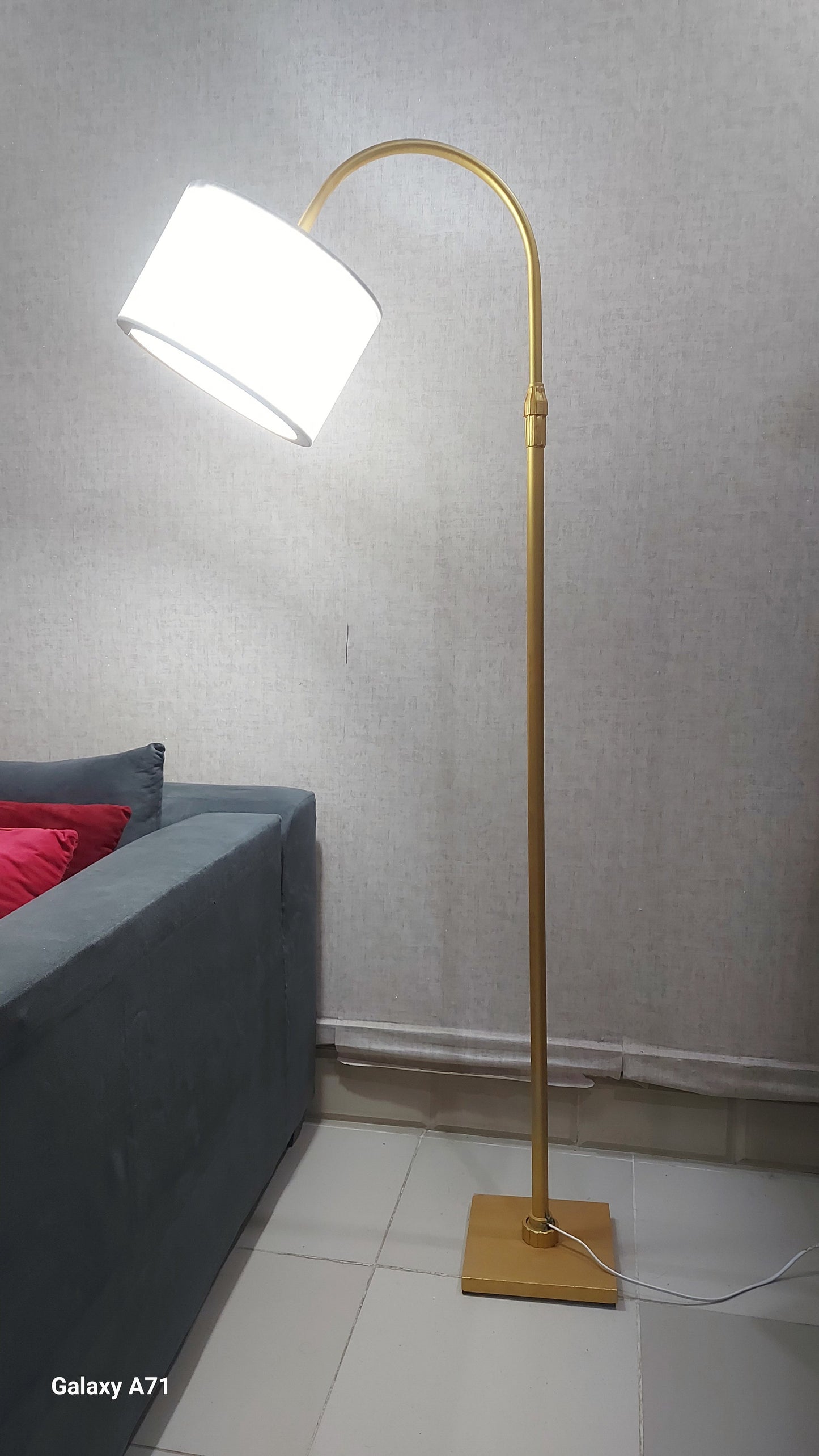 Relax Lamp Golden base white shade