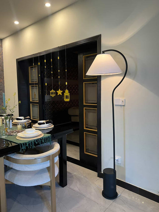 Matt Black Arc Floor Lamp