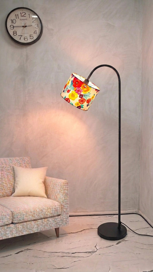 Black Relax Floor Lamp