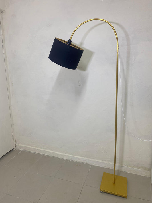 Relax Lamp Golden Black shade