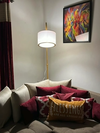 Relax Lamp Golden base white shade